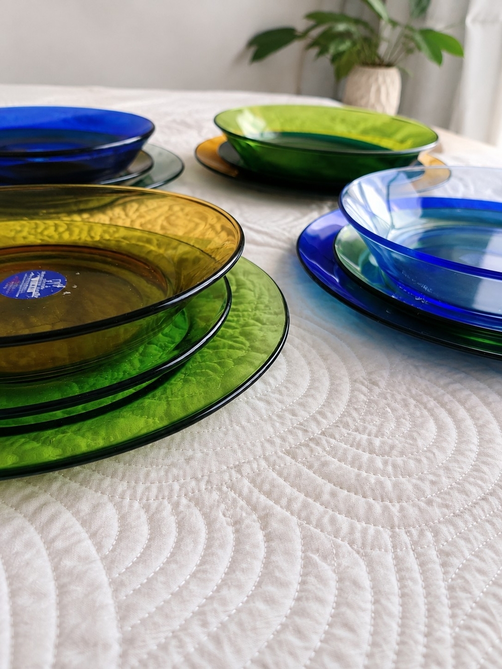 Vintage-Style Duralex Lys 12-Piece Multicolor Glass Dinnerware Set – Made France